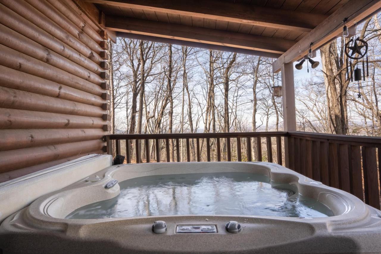 Comfort Cabin Bearway To Heaven W Private Hot Tub Піджен-Фордж Екстер'єр фото